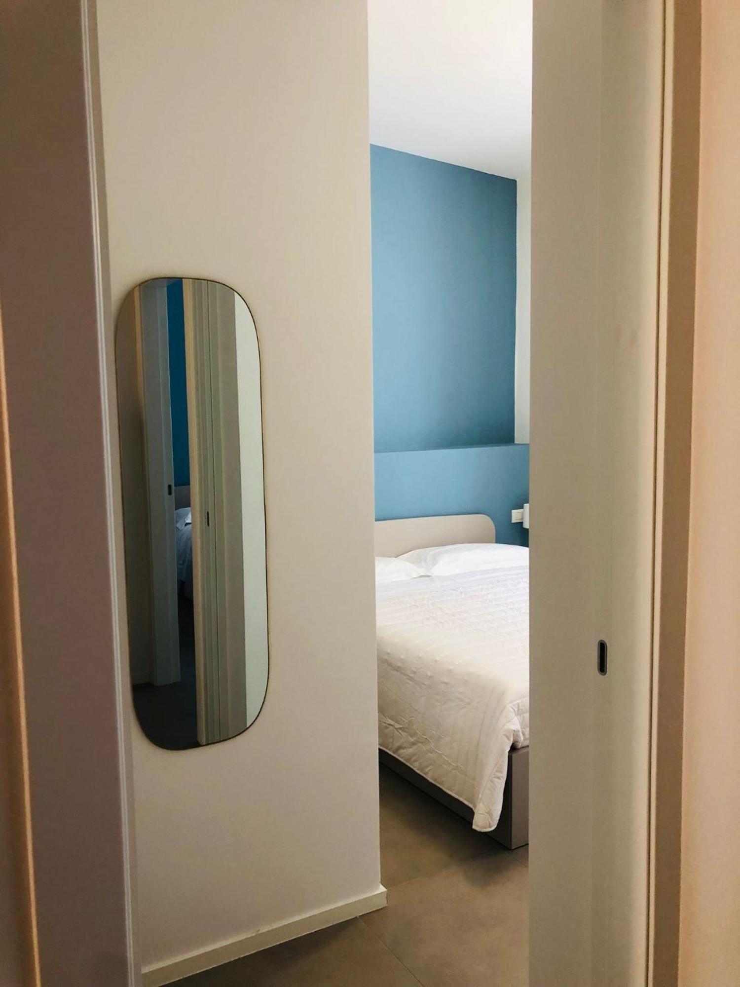 Urban Suite Бари Екстериор снимка