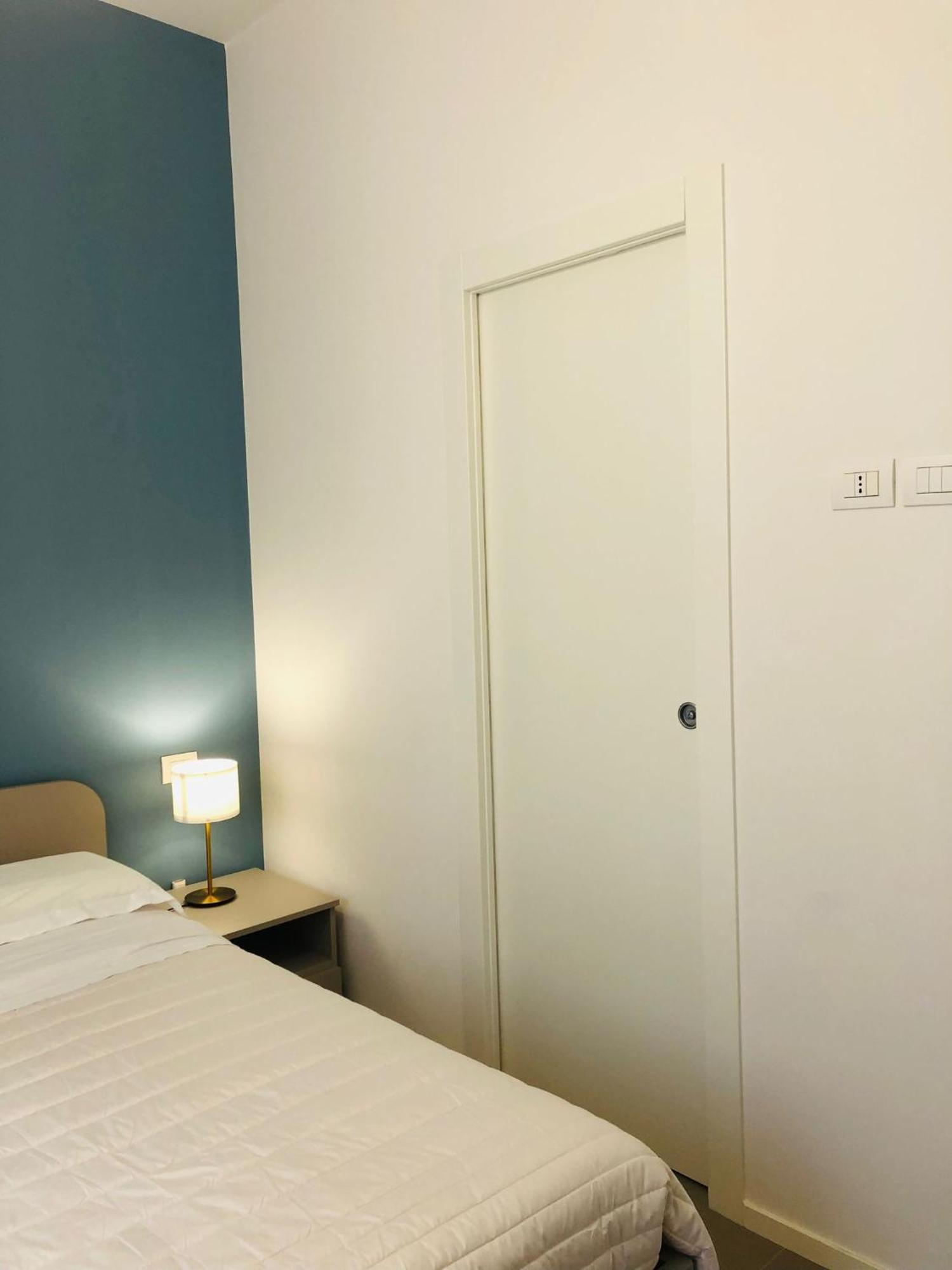Urban Suite Бари Екстериор снимка
